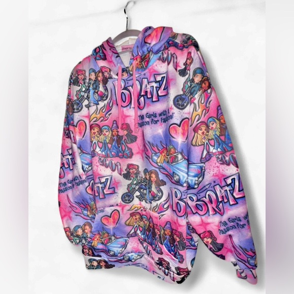 Dolls Kill Tops - BRATZ oversized hoodie